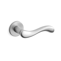 Deurkruk op rozet Ande 451 satinchrome 51x6mm - rechtswijzend