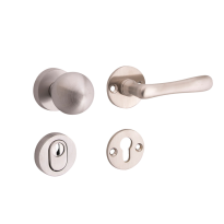 Mi Satori knop/kruk op rozet - SKG Linea mat nikkel / mat nikkel PVD rechts