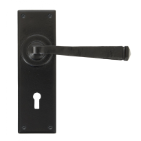 Wardlo deurkruk op schild 152x48mm BB57 smeedijzer zwart