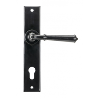 Wardlo deurkruk op schild 241x48mm PC92 smeedijzer zwart