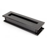 Wardlo briefplaat buitenmaat 315x92mm/ opening 249x41mm smeedijzer zwart