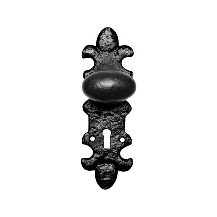 KP1213 knop 63x38mm op schild 203x63mm BB56 draaibaar smeedijzer