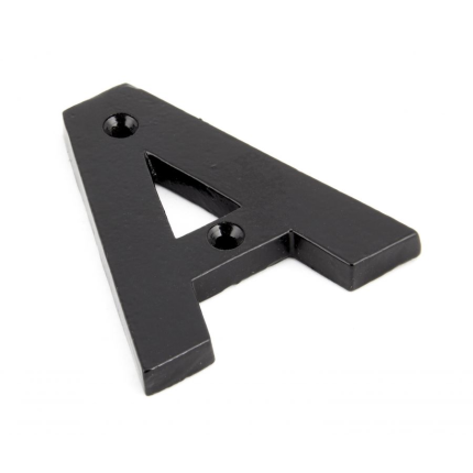 Wardlo letter A/ 78mm smeedijzer zwart