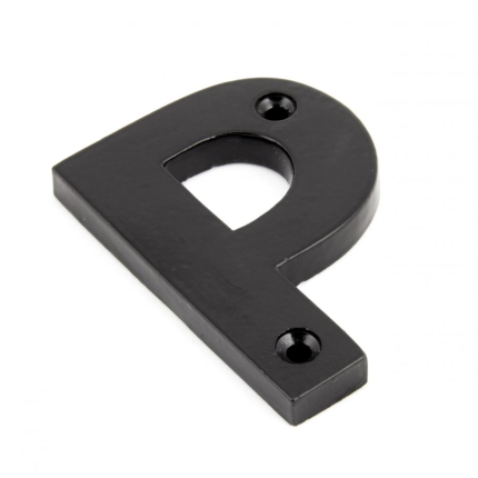 Wardlo letter P/ 78mm smeedijzer zwart