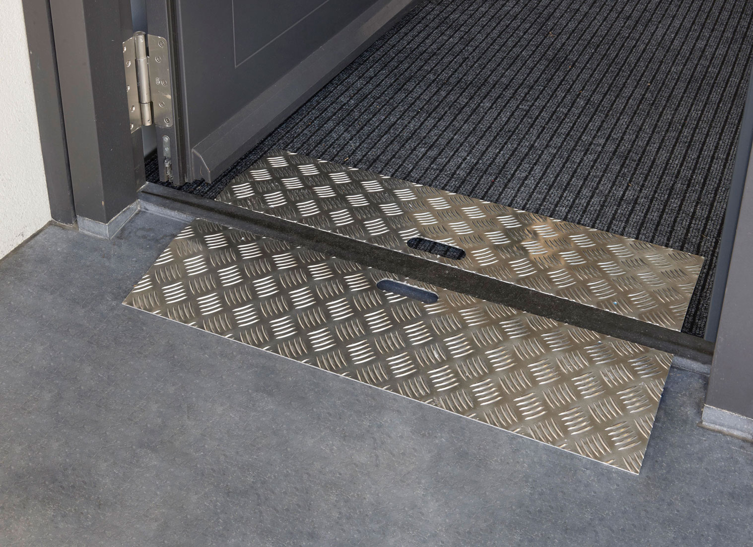 Sfeerimpressie SecuCare Senior drempelhulp.jpg