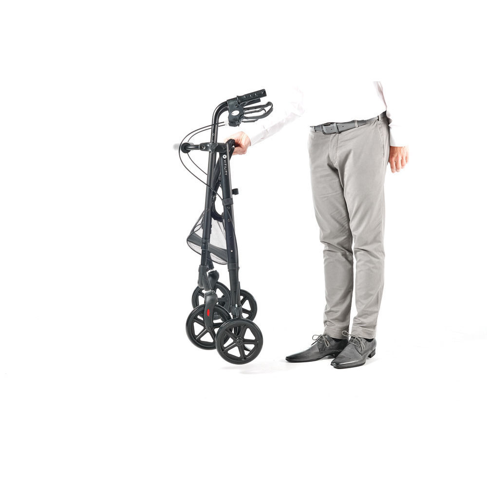 Sfeerimpressie Vitility rollator 4.jpg