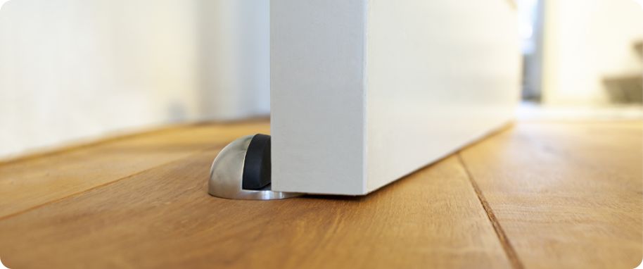 Deurstopper met deur